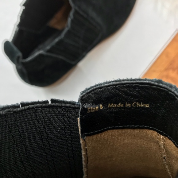 •Dolce Vita• Black Suede Ankle Boots Stacked Heel - Picture 5 of 6